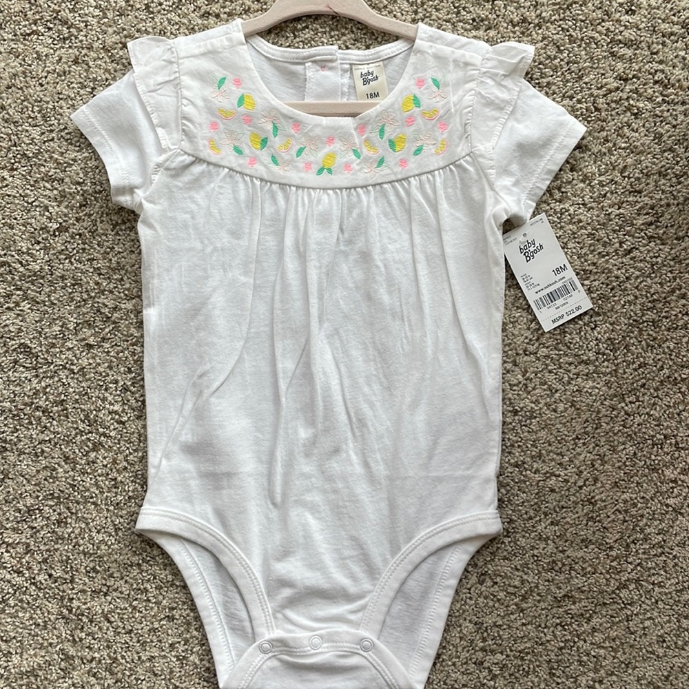 NWT Oshkosh white onesie with flower and fruit detail